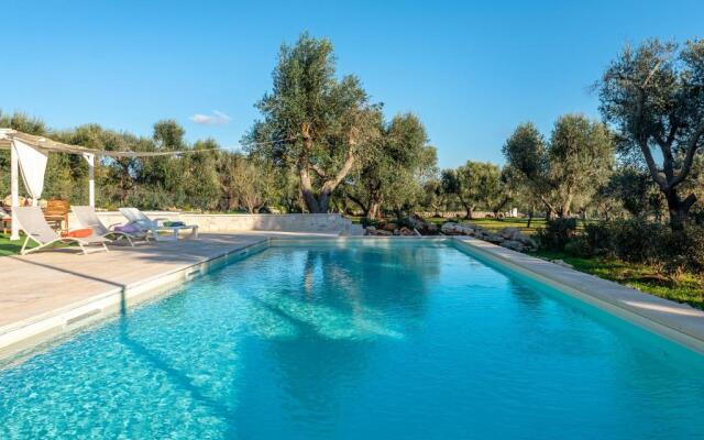 Trullo Delle Ginestre Private Pool