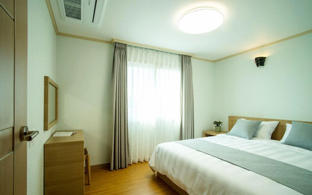 Haerian Hotel