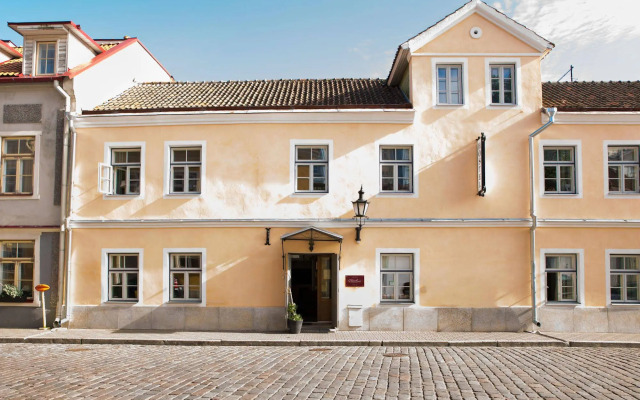 OldHouse Hostel