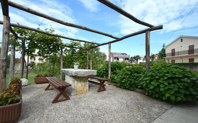 Apartment Biserka