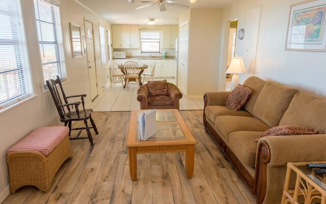 High Tide Apartment 2