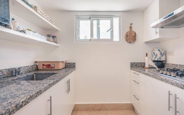 Amazing Property 1 BR at Green One