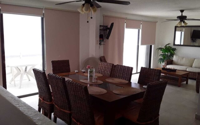 Ocean View 4 Bedroom Villa #14