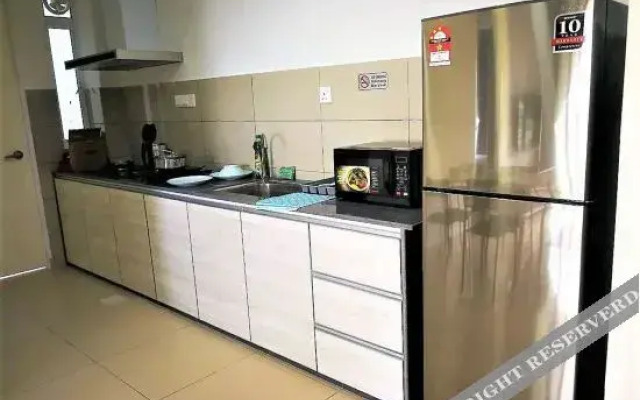 Mevin Home At Woodsbury Suites