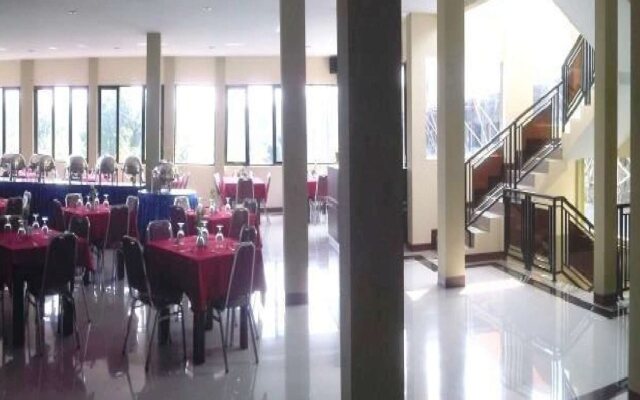 Gumilang Hotel