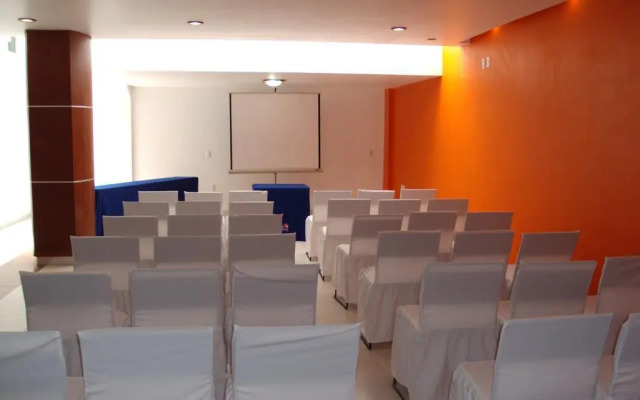 Hotel Ciros