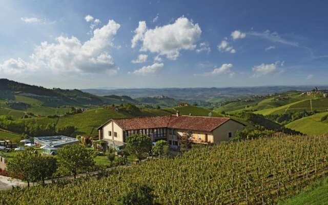 Amalia Cascina in Langa