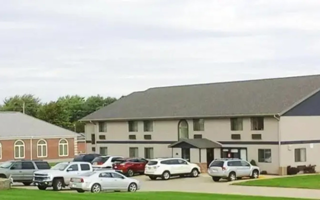 Heartland Hotel and Suites