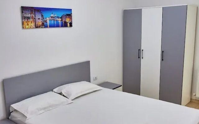 Solis Residence Apartment