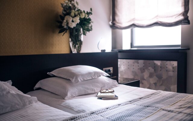 Townhouse27 Hotel