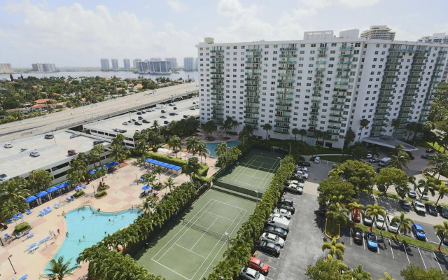 OceanView Sunny Isles Luxury Condos