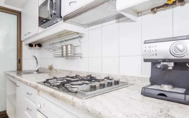 Carmencita St I Classic 1 Bedroom Apartment in El Golf