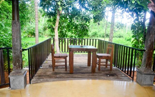 Guruwaththa Eco Lodge