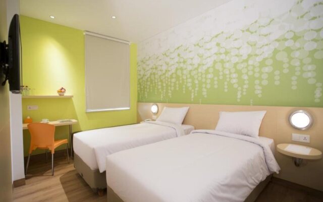 Zest Jemursari by Swiss-Belhotel International