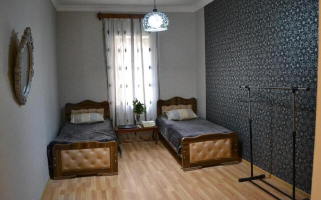 Guest house Amazon