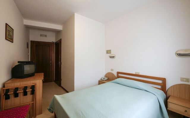 Albergo De March