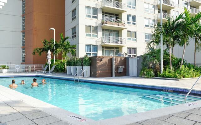 Awesome 2BR Family Apt at Midblock Miami