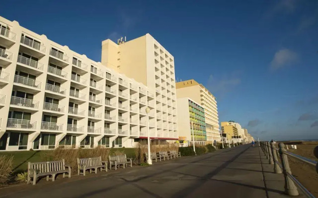 Ocean Sands Resort, Oceanfront, Virginia Beach by Vacatia