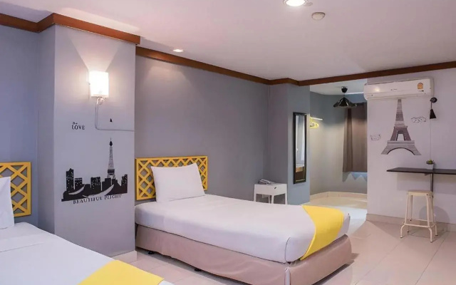 Collection O Howard Square Boutique Hotel