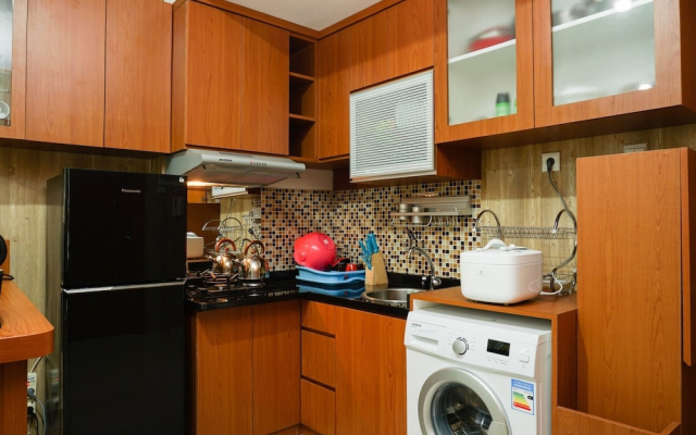 2BR Apartment with Sofa Bed at Woodland Park Residence By Travelio