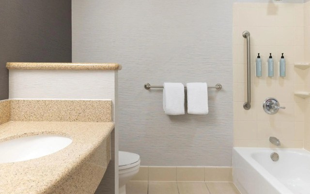 Courtyard by Marriott Ontario Rancho Cucamonga