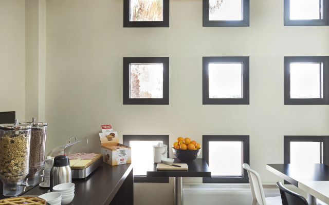 B&B HOTEL Pisa Airport