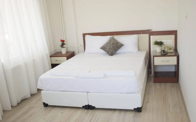 Yildirim Hotel