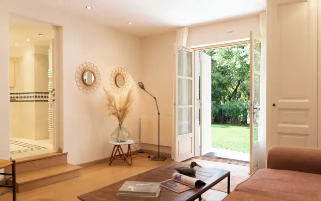 Magnificent House With Swimming Pool - 5br/10p - Gassin