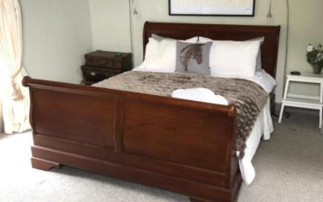 The Jockey Room Hideaway