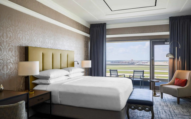 Renaissance Concourse Atlanta Airport Hotel