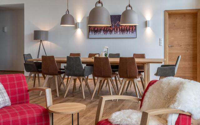 Skylodge Alpine Homes