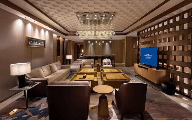 Howard Johnson by Wyndham Jimei Lake Plaza Xiamen