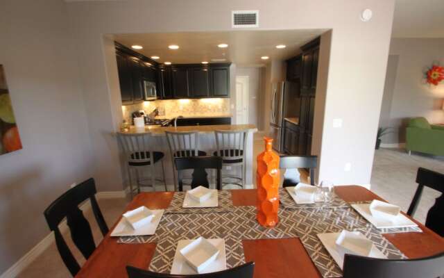 Monte 3 Bedroom Townhouse by RedAwning