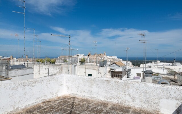 Duplex apartment with seaview terrace in Ostuni