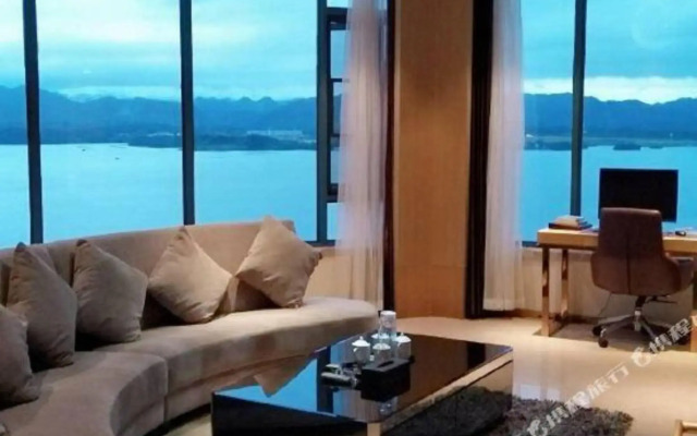 Jingshan Hotel