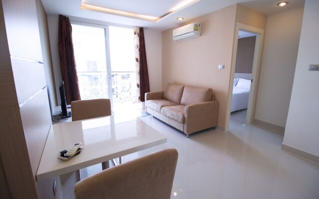 Paradise Park Jomtien by PSR ASIA