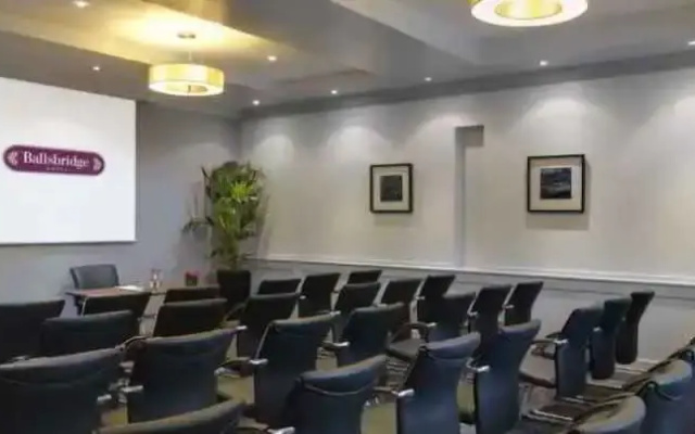 Clyde Court Hotel