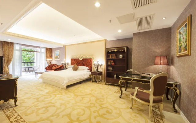Zhaoqing Senlan Yunhai Hotel