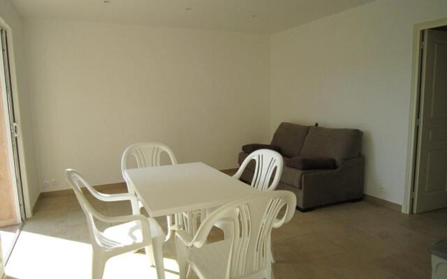 Appartement Cavalaire-sur-Mer, 2 pièces, 4 personnes - FR-1-100-126