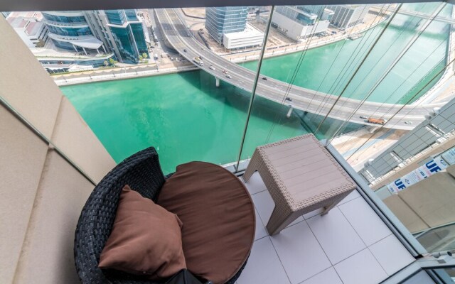 Vacation bay Noura Tower