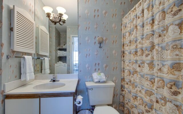 Summer Breeze 312 1 Bedroom Condo by RedAwning