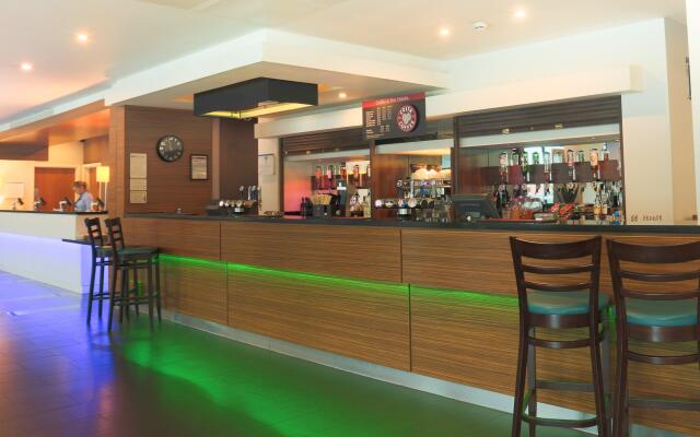Holiday Inn Express London Heathrow T5 by IHG