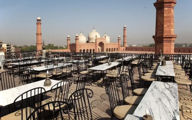 FortVista Eatery & Lodges Lahore