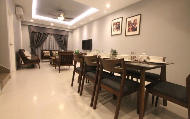 Ian's Genesis Townhouse