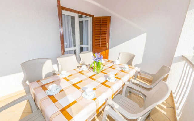 Apartments Grakalic great location