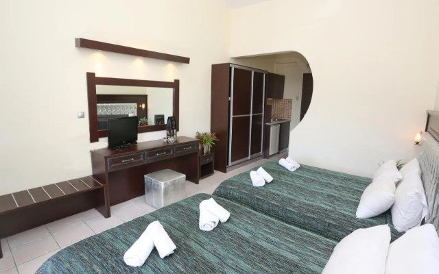 Philoxenia Hotel-Villas