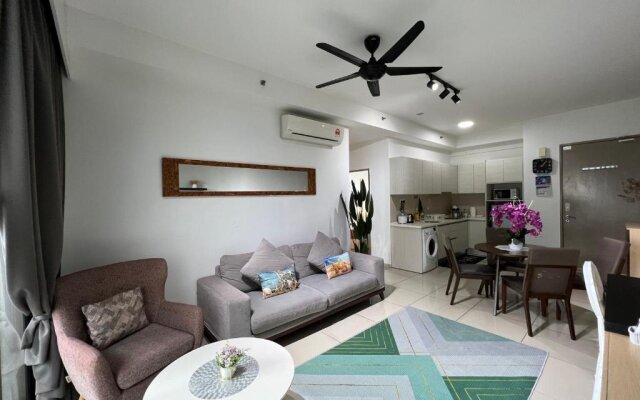 D'Gunduls Homestay Family Suite 2R 2B by DGH I-CITY