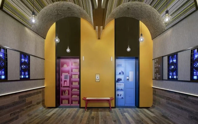 Moxy Ningbo Old Bund