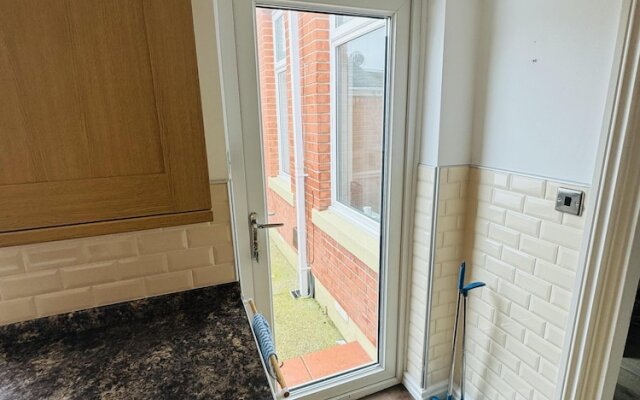 Entire 4-bed House in Sunderland