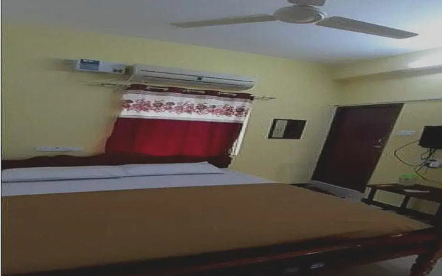 Spot On 701334 Shappy Inn Koyambedu